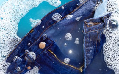 Anti Kusam! Begini Cara Mencuci Jeans Agar Awet