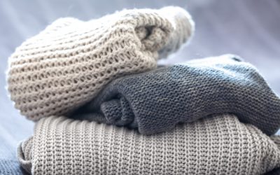 5 Tips Mencuci Sweater Rajut Anti Melar!