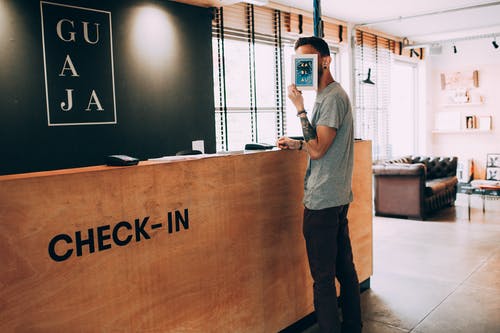 membuka laundry hotel