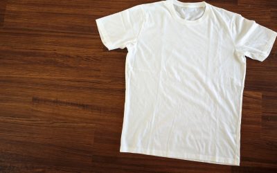 7 Tips Mudah Mencuci Kaos Agar Tidak Melar!