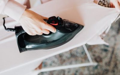 Tips Penting Menyetrika Baju dengan Waktu Cepat