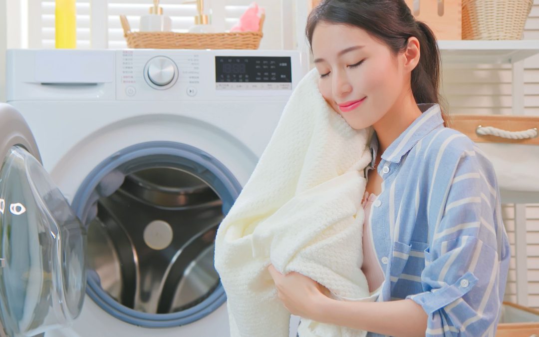 Wangi Bakal Awet: Ini Dia Langkah Penggunaan Parfum Laundry yang Tepat